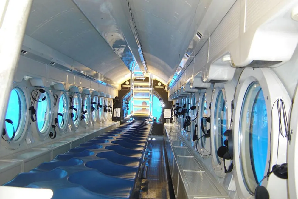 Oahu Atlantis Submarine, Waikiki
